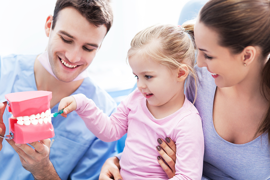 YOUR OAK HILL CHILDREN’S DENTIST PROVIDES QUICK TEETHING REMEDIES
